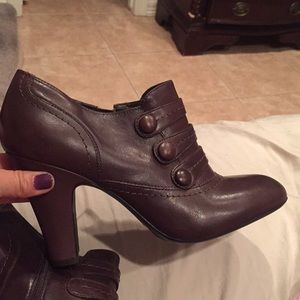 Brown Gianni Bini boots